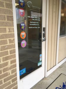 A picture of the door of Chapel Hill Eyecare